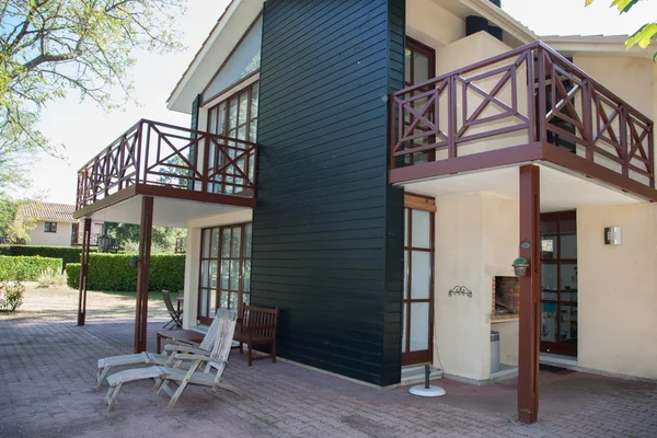 View of the exterior of a beautiful modern house — Stock Photo, Image