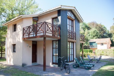 Güzel bir modern ev dış görünümü 