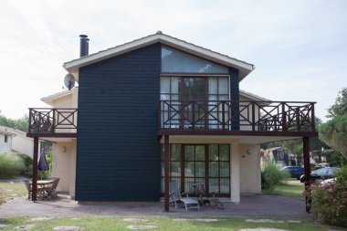 Güzel bir modern ev dış görünümü 