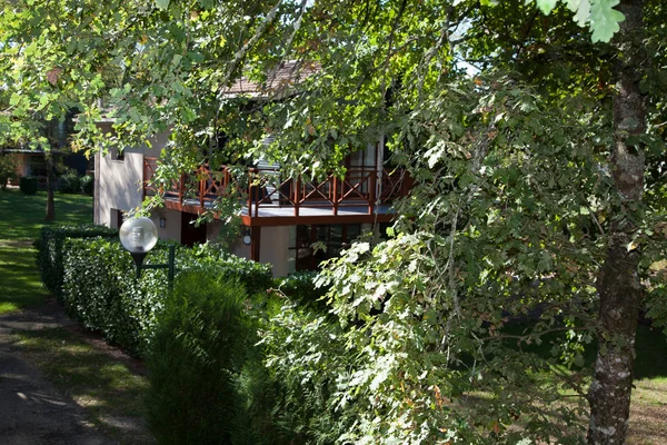 아름 다운 현대 집의 외면의 보기 — 스톡 사진