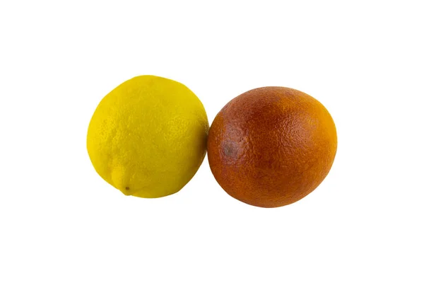 Saftige Gelbe Zitrone Und Rote Orange Isoliert Auf Weißem Hintergrund — Stockfoto