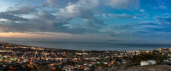 Costa Ventura Largo Del Océano Pacífico Brilla Con Luces Ciudad —  Fotos de Stock