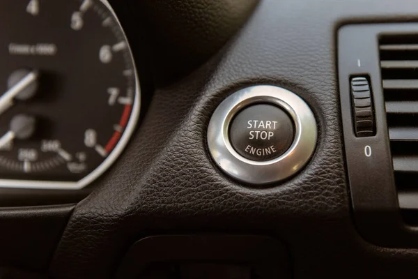 Eenvoudige Druk Een Knop Dashboardconsole Kan Ontsteking Van Auto Starten — Stockfoto