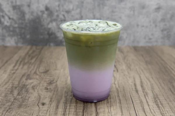 Matcha Taro Milk Tea Cold Beverage Mixes Iced Boba Drink — 图库照片