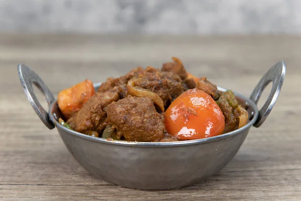 Carne Cordeiro Com Sabor Bhuna Uma Tigela Restaurante Indiano Cozido — Fotografia de Stock