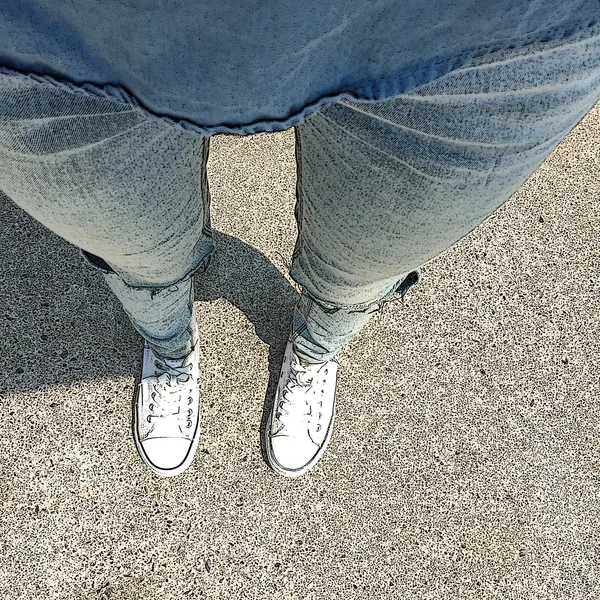 Pie y piernas vistas desde arriba. Selfie. —  Fotos de Stock