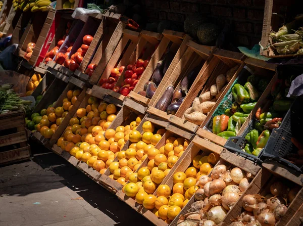 Vendita Frutta Verdura Mercato Strada — Foto Stock
