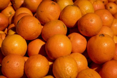 organik portakallar sokak pazarında