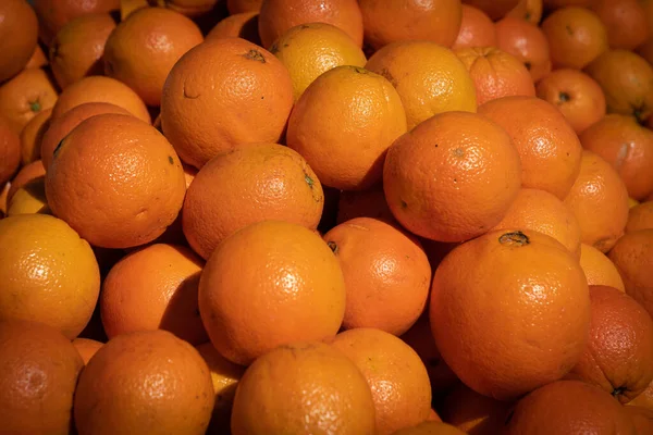 organik portakallar sokak pazarında