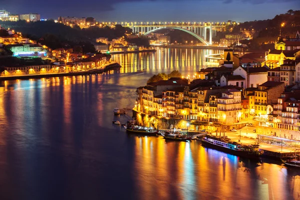 Порто в ніч — стокове фото