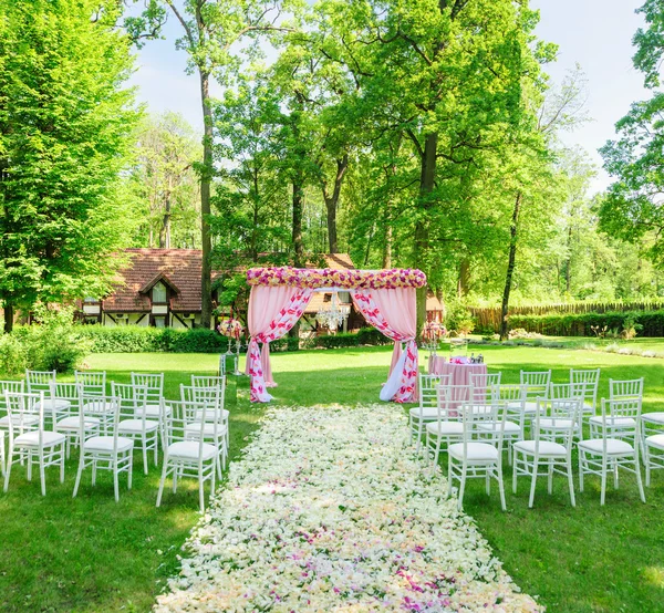 Şık düğün töreni