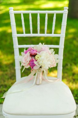 Güzel düğün buketi gelin için