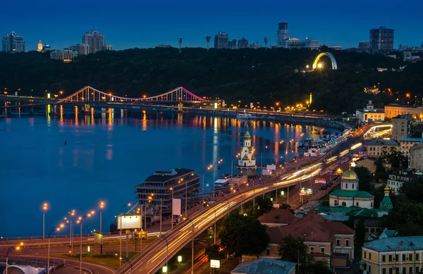 Noite Kiev cidade, Ucrânia — Fotografia de Stock