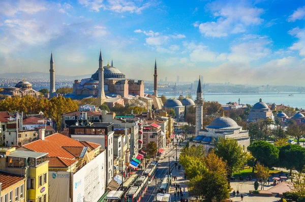 Mesquita de Santa Sofia em Sultanahmet, Istambul, Turquia. — Fotografia de Stock