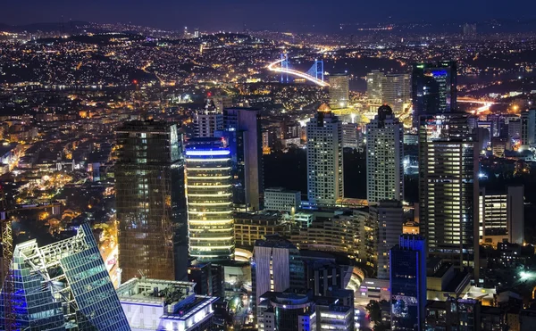 Noche aérea vista panorámica de Estambul, Turquía — Foto de Stock
