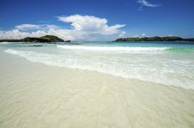 ıssız sahil Lombok Adası'nda. Endonezya.