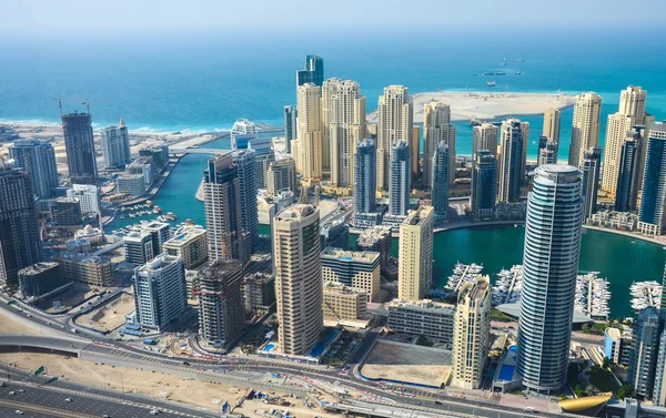 Dubai pusat kota adegan pagi. Tampilan atas dari atas — Stok Foto