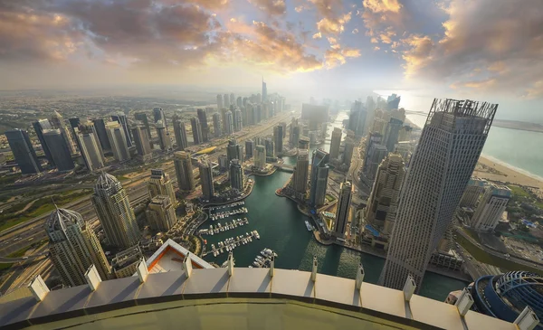 Dubai Marina saat matahari terbenam, Uni Emirat Arab — Stok Foto