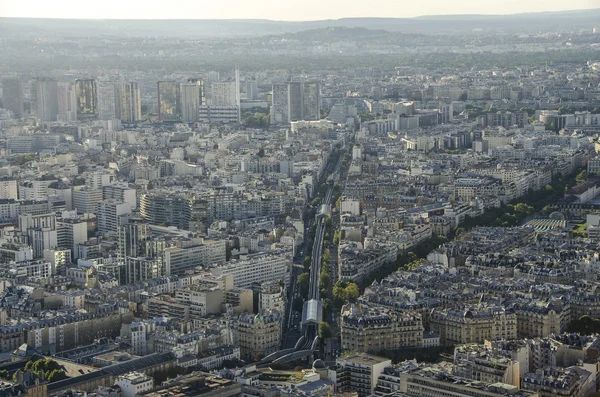 A estação ferroviária "Gare Montparnasse" em Paris, vista aérea — Fotografia de Stock