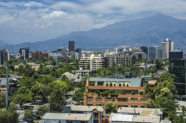 Modern apartmanlar ve daire şehir Santiago, Şili.
