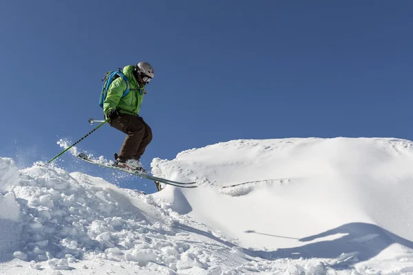 フリー スタイル スキー ジャンプ — ストック写真