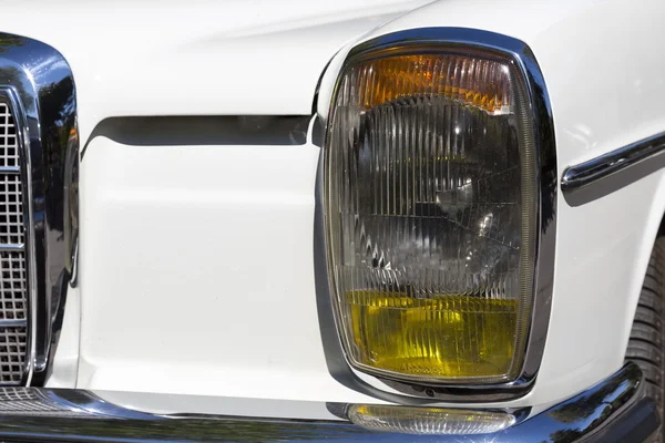 Retro car parade headlamp — Stock Photo, Image