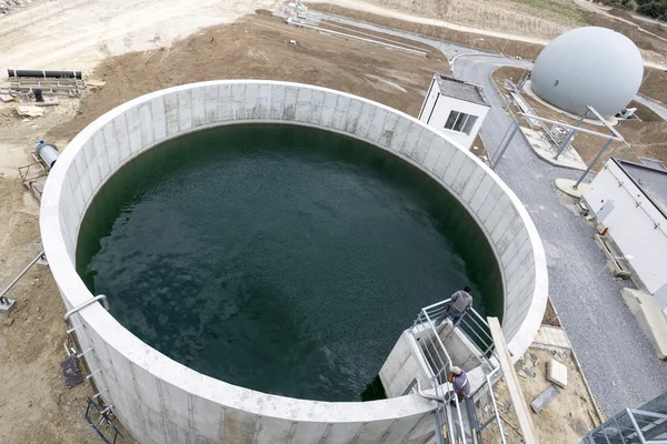 Station de traitement des eaux usées Réservoir d'eau — Photo