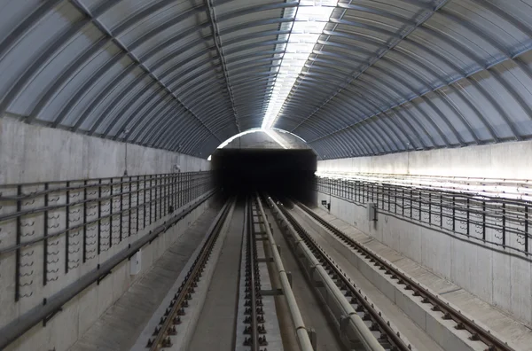 地下鉄トンネルの動きのないです。 — ストック写真