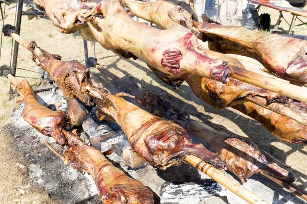 Bulgarian barbecue lamb baking — Stock fotografie
