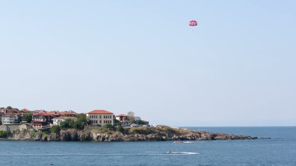 Parasailing Mar Negro — Vídeo de stock