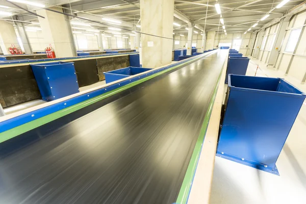 Конвеєрна система