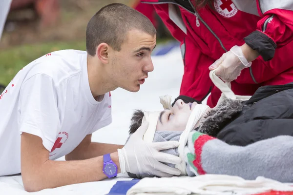 Red Cross Youth — Stock Photo, Image