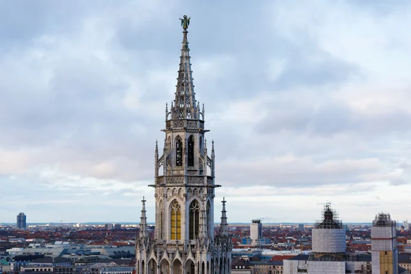 Toren van City Hall in München — Stockfoto