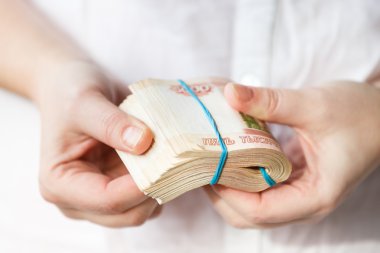 Yarım bir milyon ruble