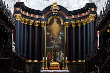 Oliwa katedral içinde