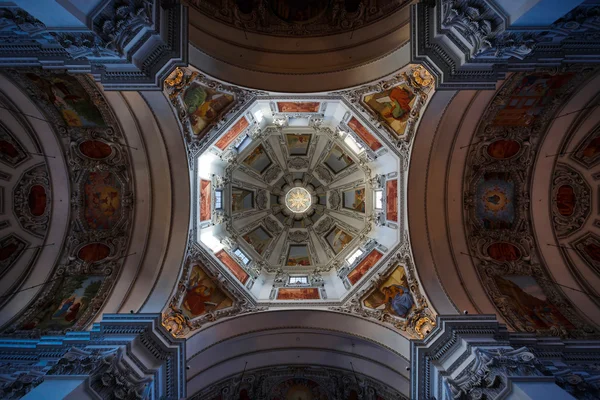 Cúpula da Igreja Catedral de Salzburgo — Fotografia de Stock