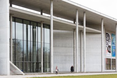 Pinakothek der moderne 