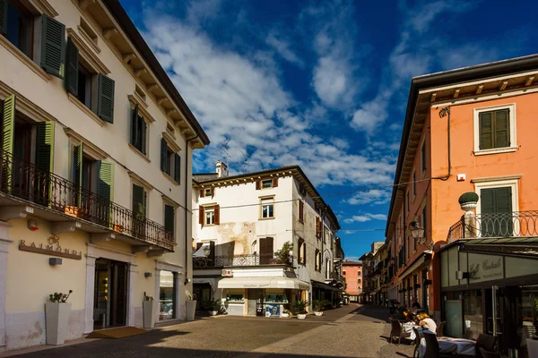 Dante-Straße in Peschiera — Stockfoto