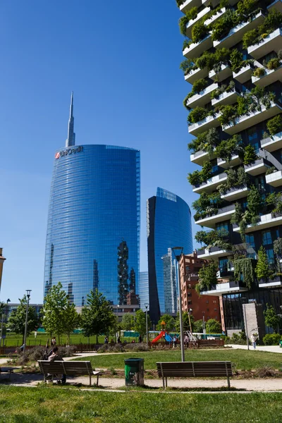 Bosco verticale Gebäude in Mailand — Stockfoto