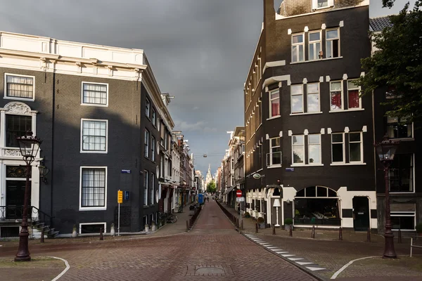 Calle desierta de Amsterdam — Foto de Stock