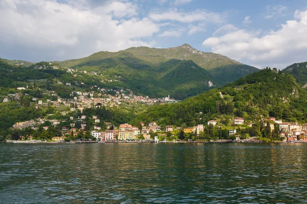 Városkép a Varenna, Olaszország — Stock Fotó