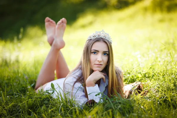 Portrait of a crowned woman — Stock Photo, Image