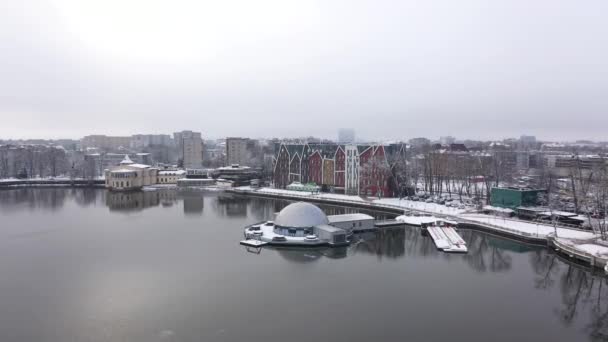 Kaliningrado Rusia Enero 2021 Hotel Mercurio Orillas Del Lago Superior — Vídeo de stock