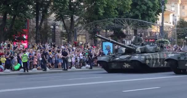Kiev Oekraïne Augustus 2021 Repetitie Van Militaire Parade Mars Van — Stockvideo
