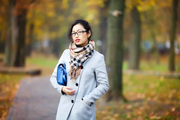 Beautiful girl in glasses — Stock Photo, Image