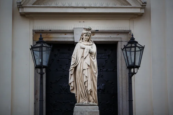 Sculpture in Warsaw — Stock Photo, Image