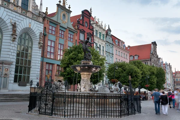 Neptune standbeeld in gdansk — Stockfoto