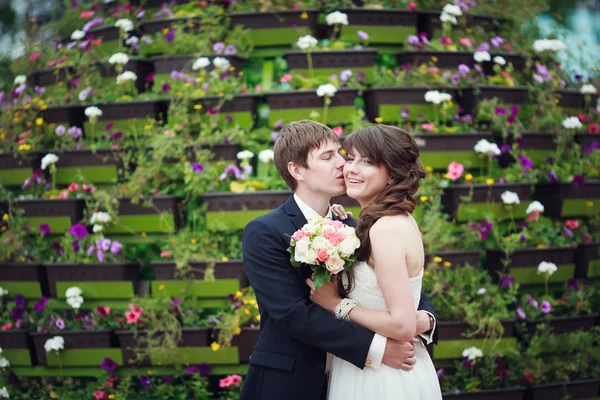 Bride and groom — Stock Photo, Image