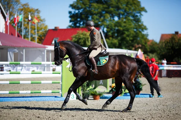 Jährliches Springturnier csi 4 in chernyahovsk — Stockfoto