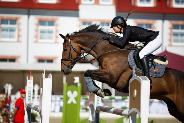 Tournoi annuel de saut d'obstacles CSI 4 à Chernyahovsk — Photo